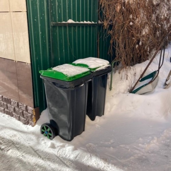 мусорные контейнеры уличные зимой